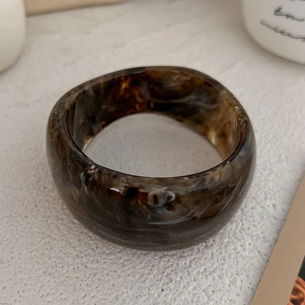 ZEYA - Araceli Bangle Bracelet - Vintage Chunky Resin Acrylic for Women