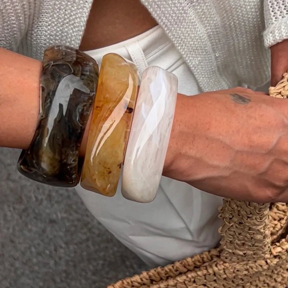 ZEYA - Araceli Bangle Bracelet - Vintage Chunky Resin Acrylic for Women