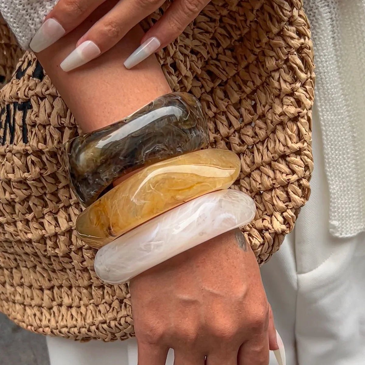 ZEYA - Araceli Bangle Bracelet - Vintage Chunky Resin Acrylic for Women