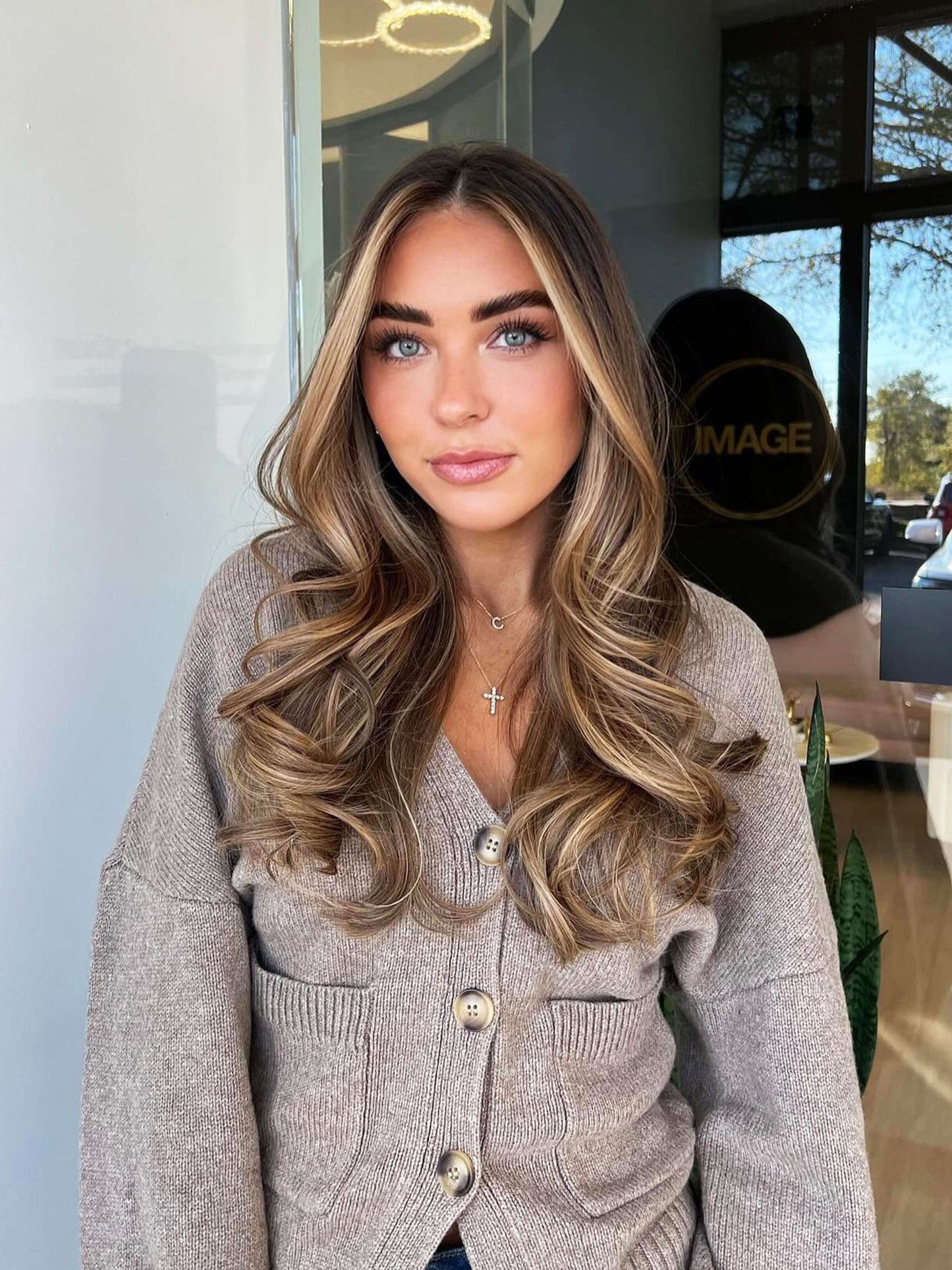 ZEYA - Ariadne Cross Necklace