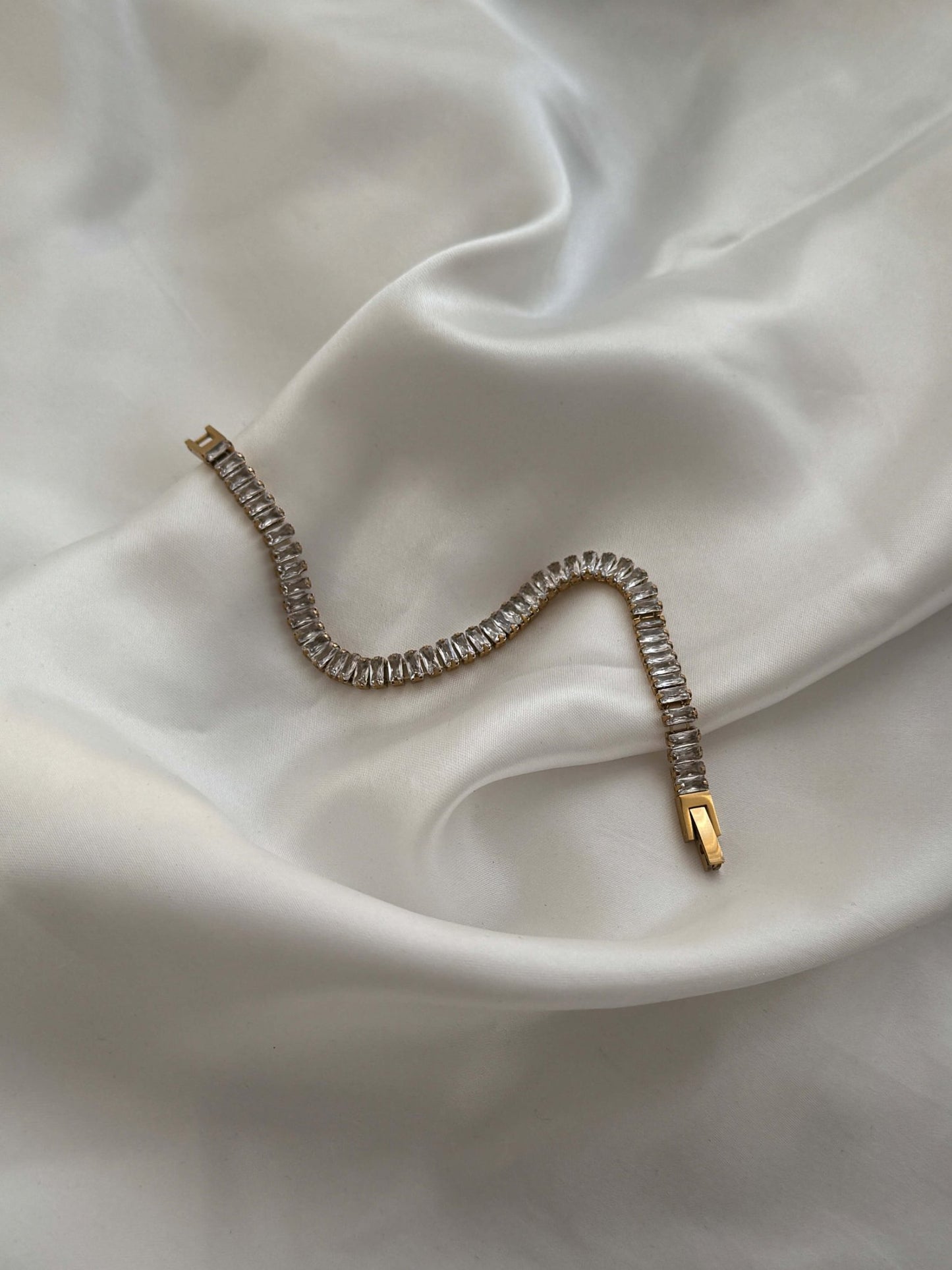 ZEYA - Baguette Tennis Bracelet